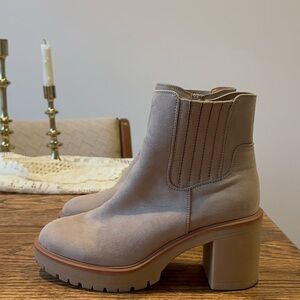 Women's Tan Ankle Boots